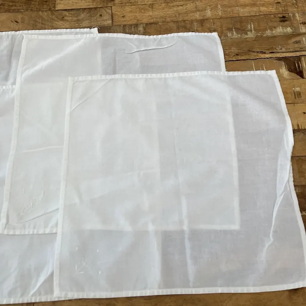 Vintage White Floral Embroidered Cotton Napkins 15